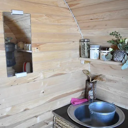 Usmas Zakisu Pirtina - Bunny House *