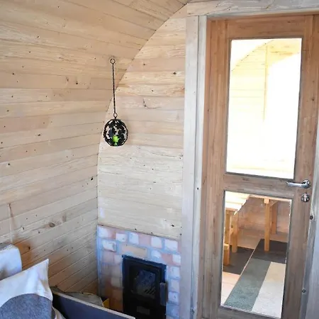 Usmas Zakisu Pirtina - Bunny House Botel Usma