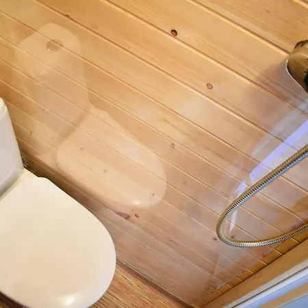 Usmas Zakisu Pirtina - Bunny House Botel Usma
